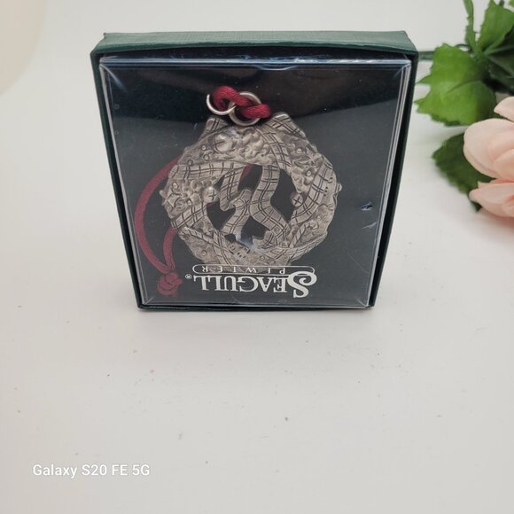 NIB - Vintage Seagull Pewter Canada Christmas Wreath Ornament - Picture 4 of 4